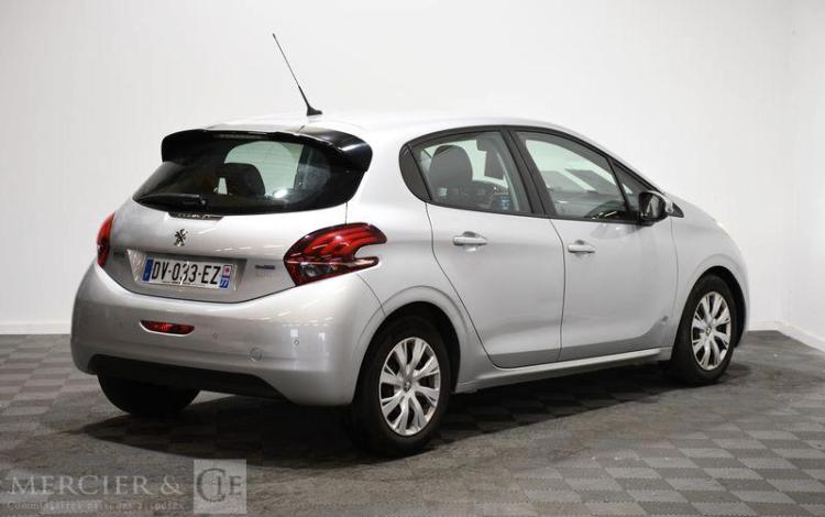 PEUGEOT 208 1.6 BLUEHDI 100 BUSINESS GRIS DV-033-EZ