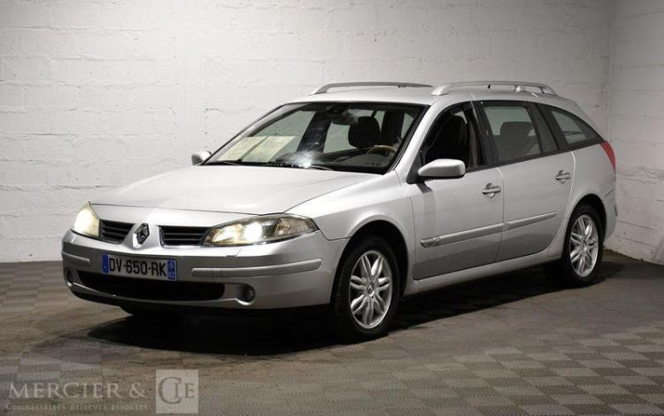 RENAULT LAGUNA 2,0 135 CH GRIS DV-650-RK