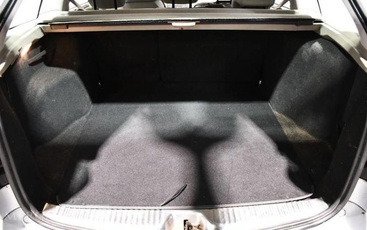 RENAULT LAGUNA 2,0 135 CH GRIS DV-650-RK