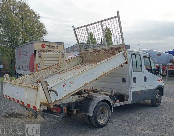 IVECO 35C DOUBLE CABINE BENNE  DV-824-LQ