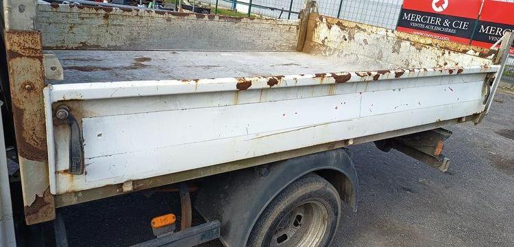 IVECO 35C DOUBLE CABINE BENNE  DV-824-LQ