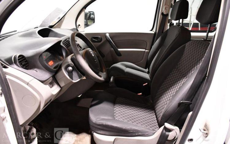 RENAULT KANGOO BLANC DV-838-YP