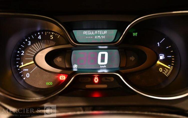 RENAULT CAPTUR 1,5 DCI 110 ENERGY INTENS NOIR DW-681-CS