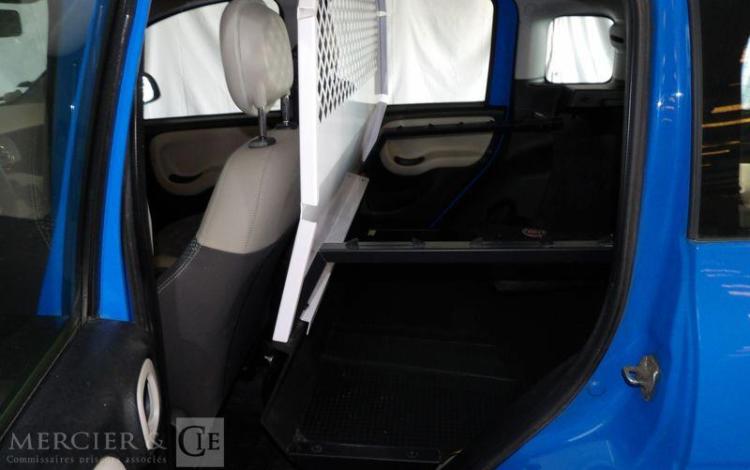 FIAT PANDA BLEU DX-206-ZK