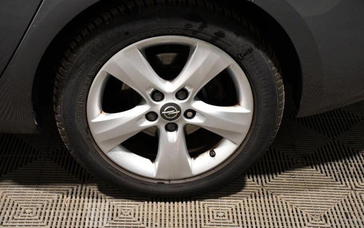 OPEL ZAIFRA TOURER 1,6 CDTI 135 CH ECOFLEX COSMO S&S GRIS DX-861-YZ