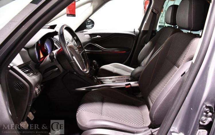 OPEL ZAIFRA TOURER 1,6 CDTI 135 CH ECOFLEX COSMO S&S GRIS DX-861-YZ