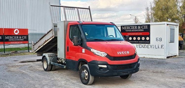 IVECO DAILY 35C – CAMION BENNE SIMPLE CAB COFFRE  DY-566-WL