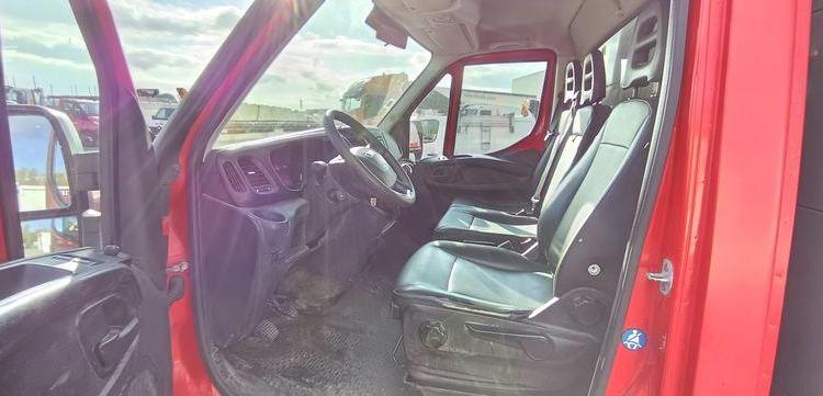 IVECO DAILY 35C – CAMION BENNE SIMPLE CAB COFFRE  DY-566-WL