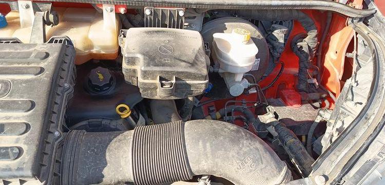 IVECO DAILY 35C – CAMION BENNE SIMPLE CAB COFFRE  DY-566-WL