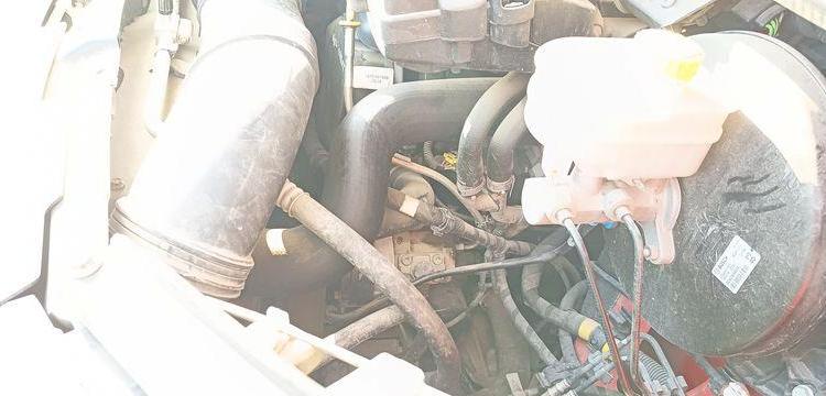 IVECO DAILY 35C – CAMION BENNE SIMPLE CAB COFFRE  DY-566-WL