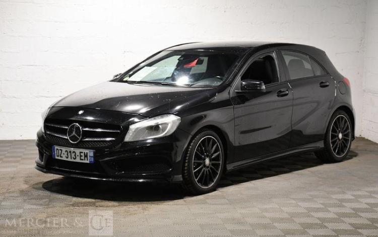 MERCEDES CLASSE A NOIR DZ-313-EM