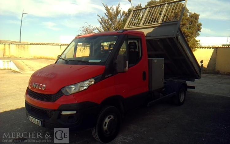 IVECO 35C13  BENNE SIMPLE CAB COFFRE  EB-977-AW