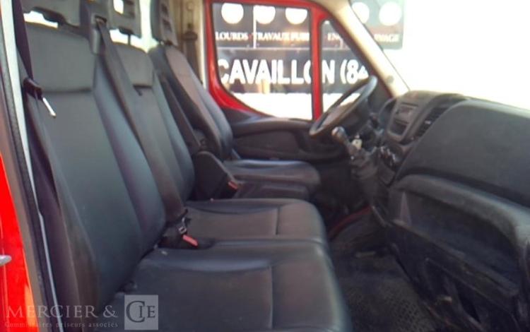 IVECO 35C13  BENNE SIMPLE CAB COFFRE  EB-977-AW