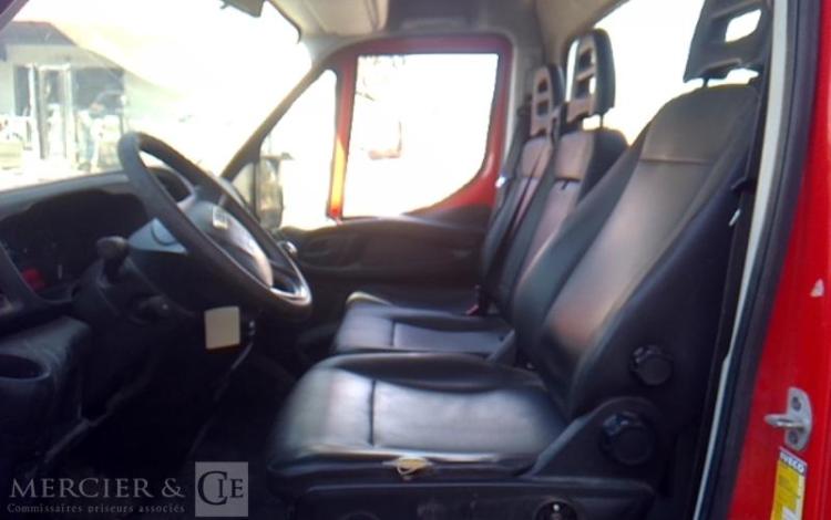 IVECO 35C13  BENNE SIMPLE CAB COFFRE  EB-977-AW