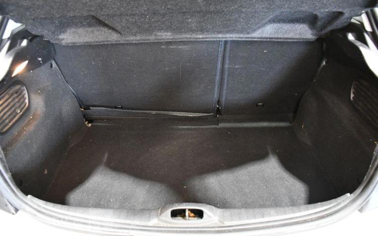 PEUGEOT 208 1,2 PURETECH 80 ACTIVE 5PTS GRIS EC-276-MK