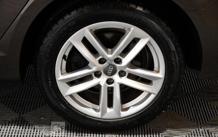 AUDI A4 AVANT TDI MARRON EC-479-LK