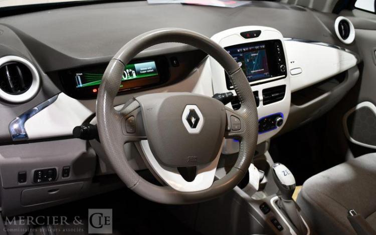 RENAULT ZOE R90 ZE 90 58PPM 40KWH LOCATION CHARGE-NORMALE ZEN BVA BLEU EC-618-WM