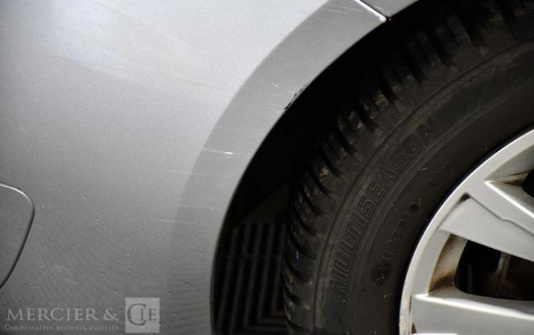 PEUGEOT 308 1,6 BLUEHDI 100 STYLE S&S GRIS EC-931-JY