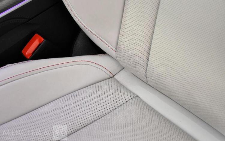 AUDI RSQ8 4.0 TFSI 600 QUATTRO TIPTRONIC BVA ROUGE EC90782