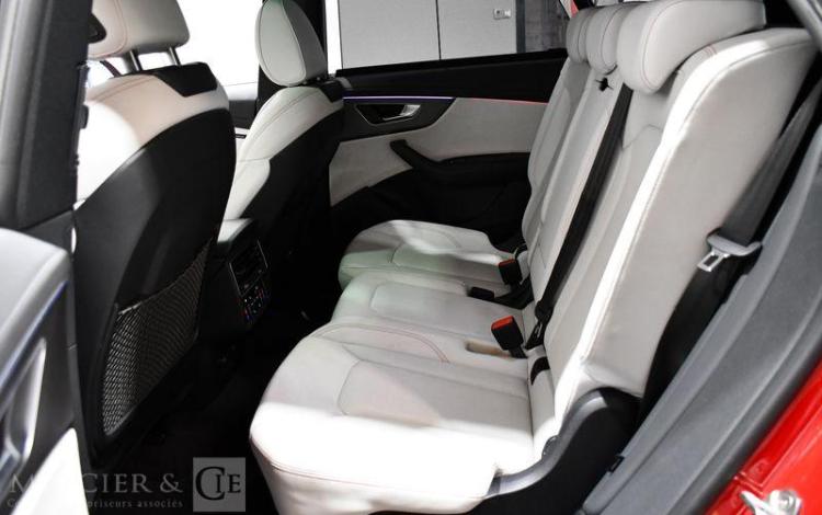 AUDI RSQ8 4.0 TFSI 600 QUATTRO TIPTRONIC BVA ROUGE EC90782