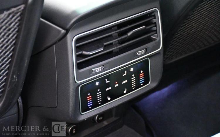 AUDI RSQ8 4.0 TFSI 600 QUATTRO TIPTRONIC BVA ROUGE EC90782