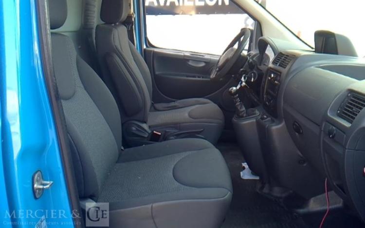 PEUGEOT EXPERT HDI BLEU ED-137-BW