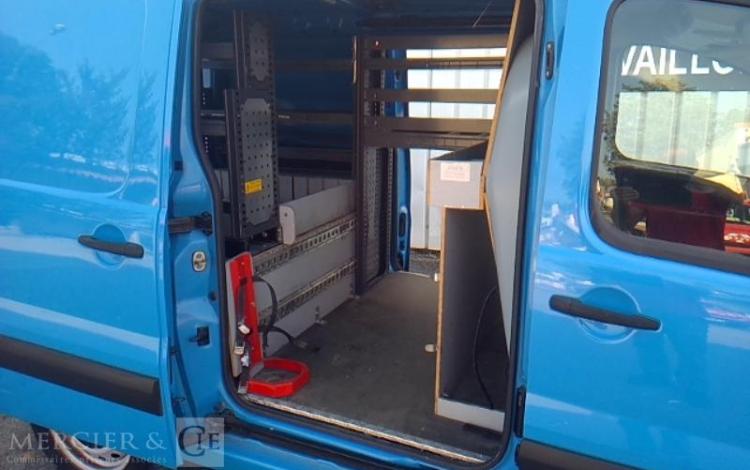 PEUGEOT EXPERT HDI BLEU ED-137-BW