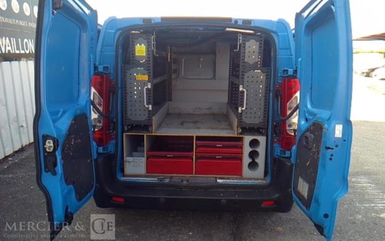 PEUGEOT EXPERT HDI BLEU ED-137-BW