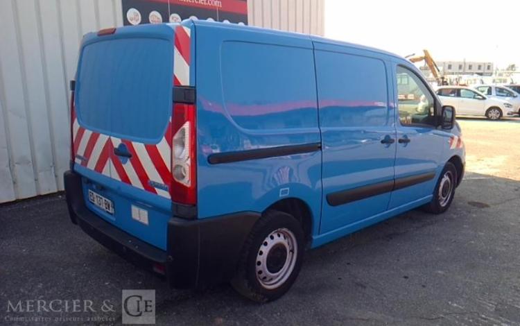PEUGEOT EXPERT HDI BLEU ED-137-BW