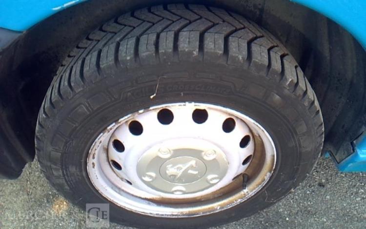 PEUGEOT EXPERT  ED-183-VQ