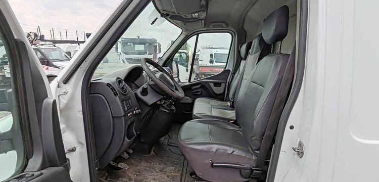 RENAULT MASTER  AVEC NACELLE 12 A  14 M  ED-226-WC