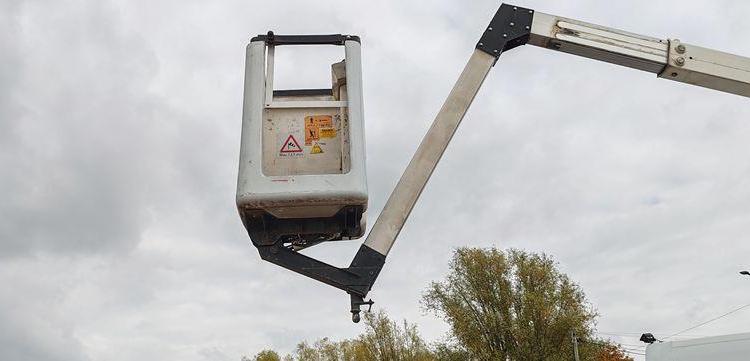 RENAULT MASTER  AVEC NACELLE 12 A  14 M  ED-226-WC
