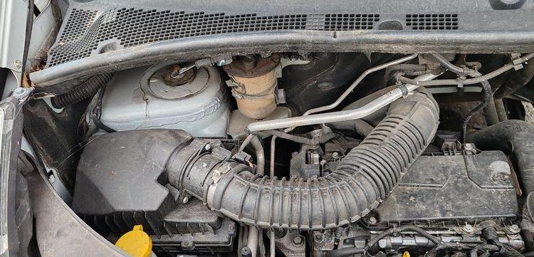 RENAULT MASTER  AVEC NACELLE 12 A  14 M  ED-226-WC
