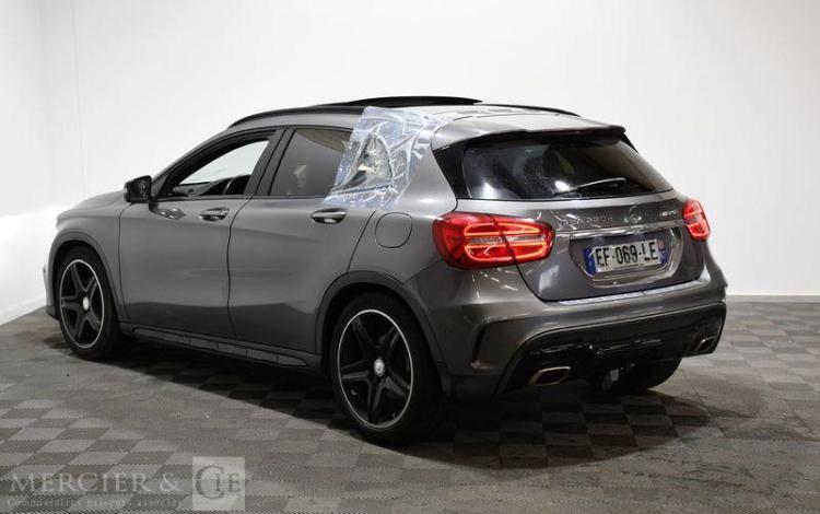 MERCEDES CLASSE GLA  EF-069-LE