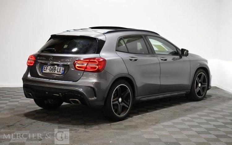 MERCEDES CLASSE GLA  EF-069-LE