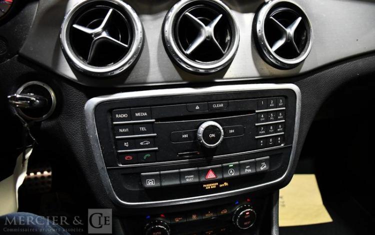 MERCEDES CLASSE GLA  EF-069-LE