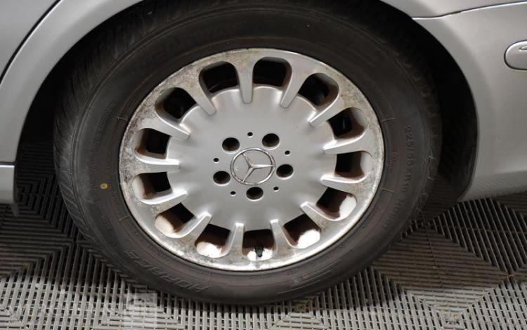 MERCEDES CLASSE E 2,2 220 CDI 150 ELEGANCE BVA GRIS EG-470-TW