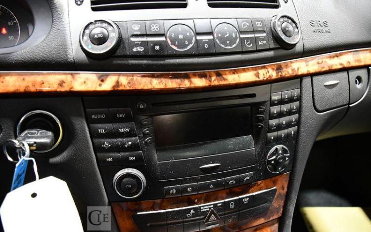 MERCEDES CLASSE E 2,2 220 CDI 150 ELEGANCE BVA GRIS EG-470-TW