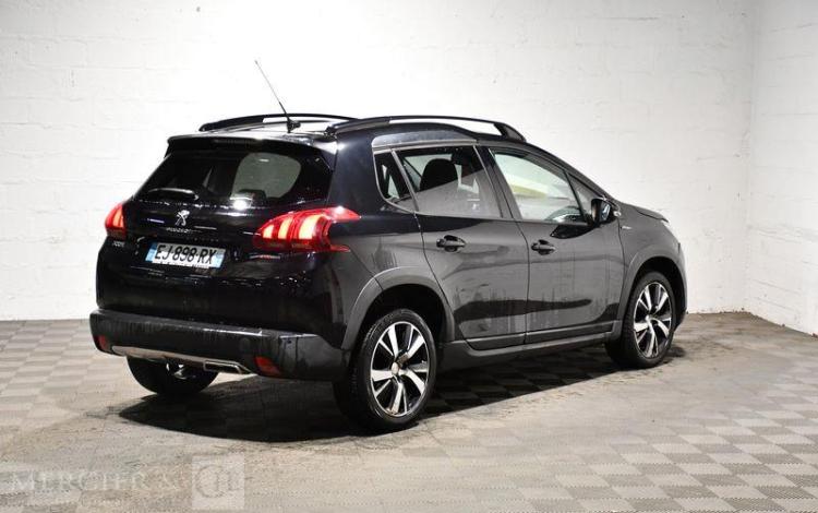 PEUGEOT 2008 GENERATION-I 1.6 BLUEHDI 100CH GT LINE NOIR EJ-898-RX