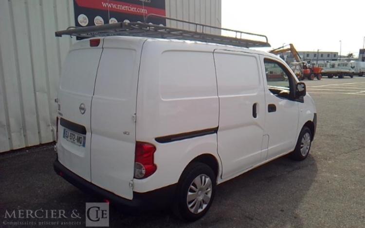 NISSAN NV200 BLANC EJ-972-MQ