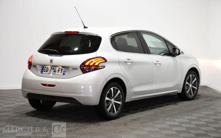 PEUGEOT 208 .2 PURETECH 110 ALLURE BLANC EQ-784-FY