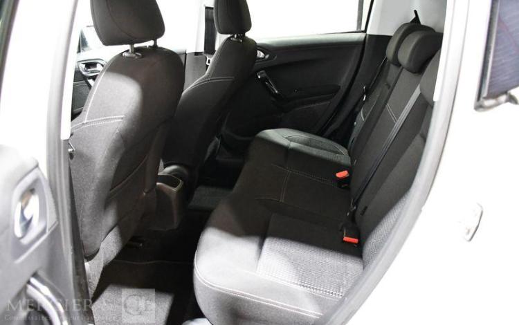 PEUGEOT 208 .2 PURETECH 110 ALLURE BLANC EQ-784-FY