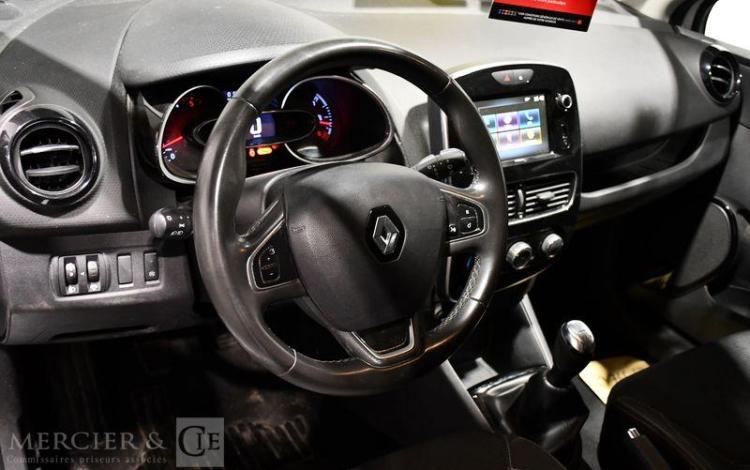 RENAULT CLIO BLANC ER-746-SZ
