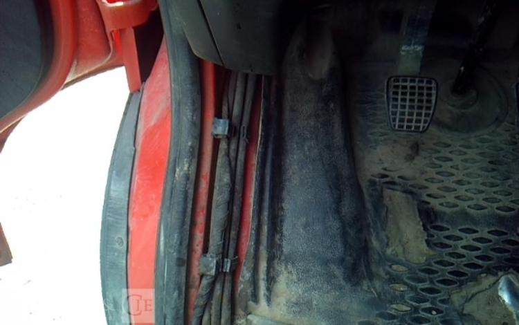 IVECO 35-120 BENNE SIMPLE CABINE COFFRE ROUGE ES-987-DJ