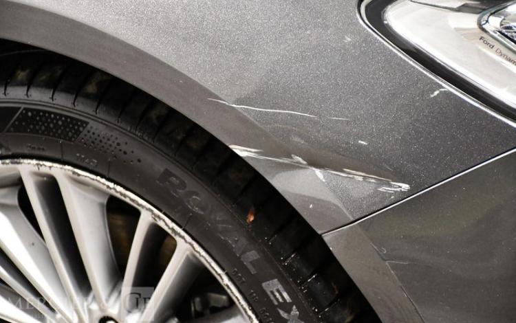 FORD MONDEO IV HYBRID VIGNALE 187 GRIS EV-504-ST