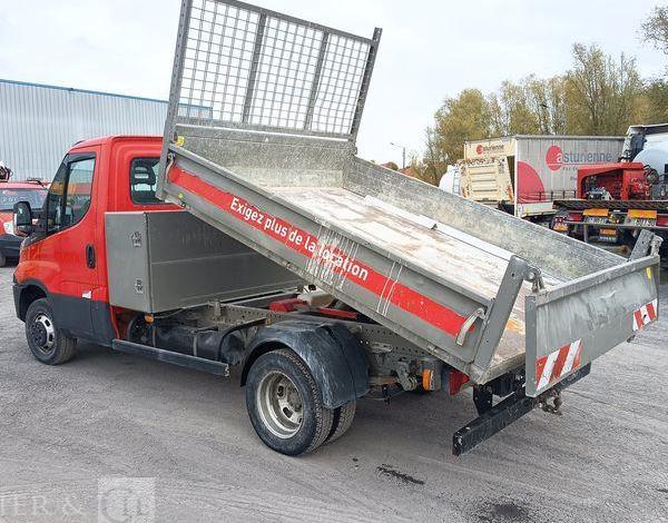 IVECO 35C12 BENNE SIMPLE CABINE COFFRE  EV-958-JS