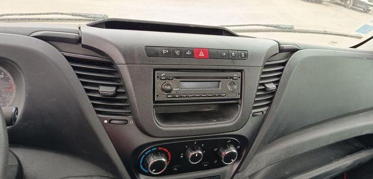 IVECO 35C12 BENNE SIMPLE CABINE COFFRE  EV-958-JS