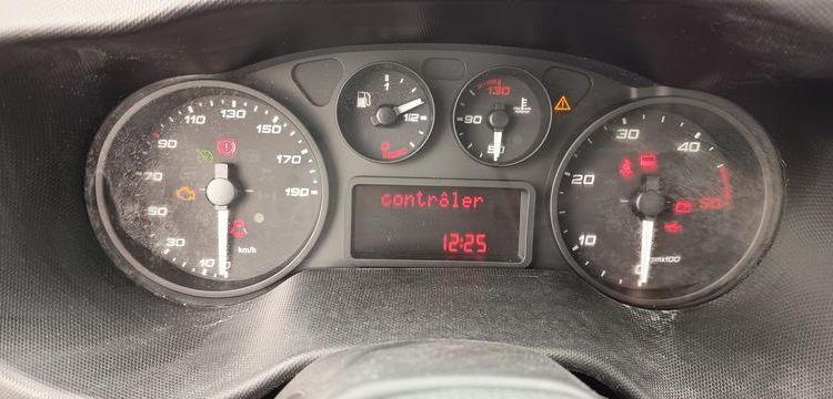 IVECO 35C12 BENNE SIMPLE CABINE COFFRE  EV-958-JS