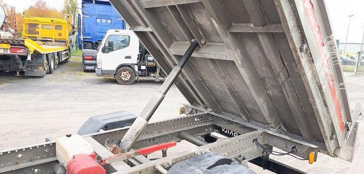 IVECO 35C12 BENNE SIMPLE CABINE COFFRE  EV-958-JS
