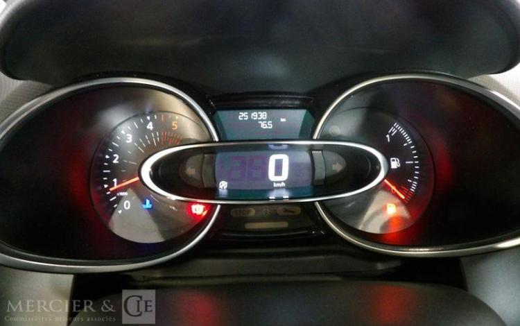RENAULT CLIO STE 90CH AIR MEDIANAV  EW-257-MS